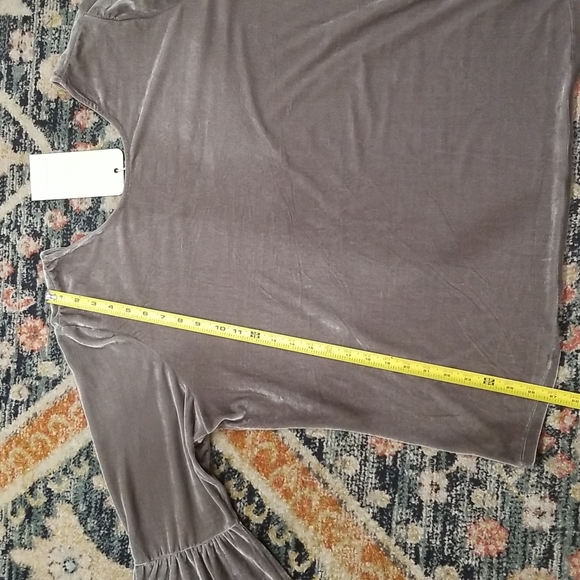 Labellem Hillary Scott top - Picture 5 of 7